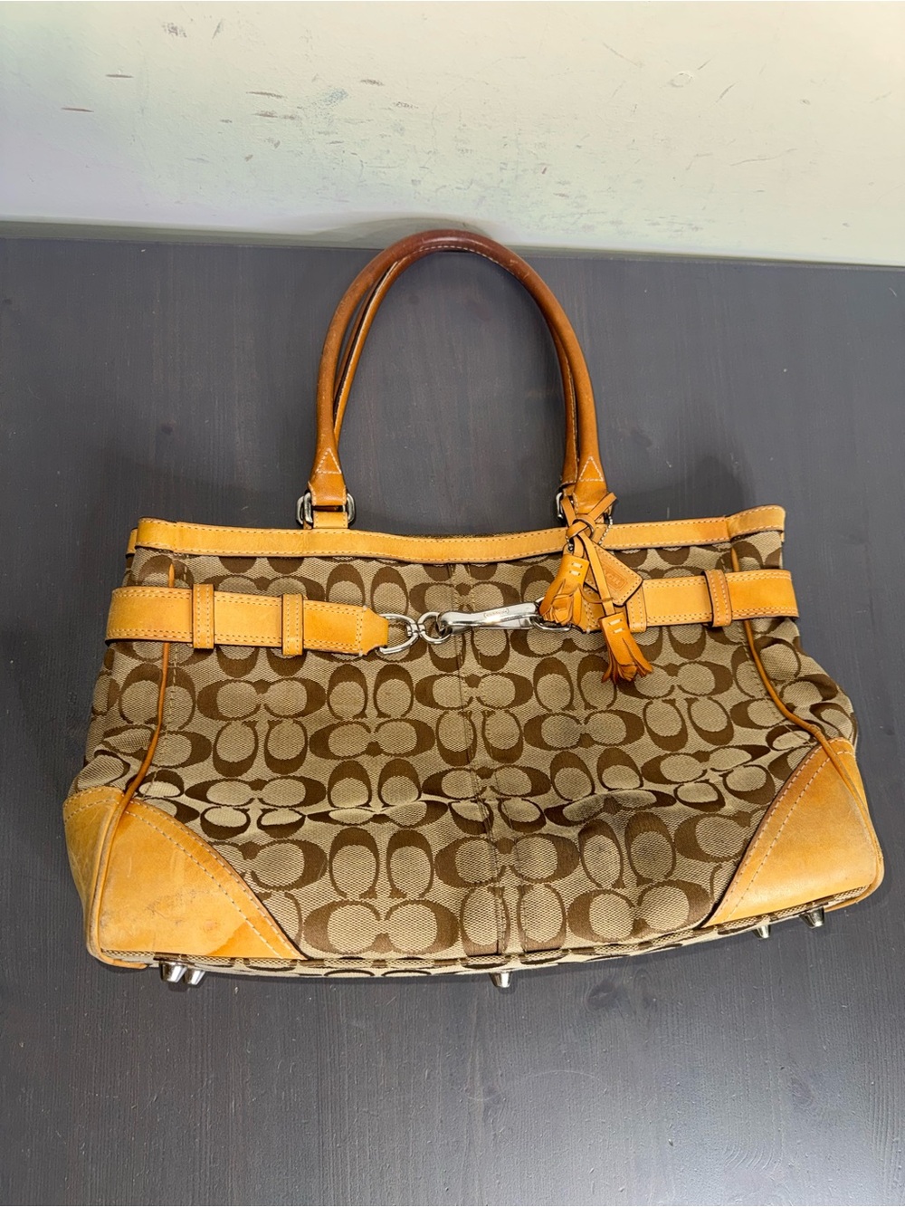 COACH Hampton Signature Jacquard Tan Satchel - Picture 3 of 12